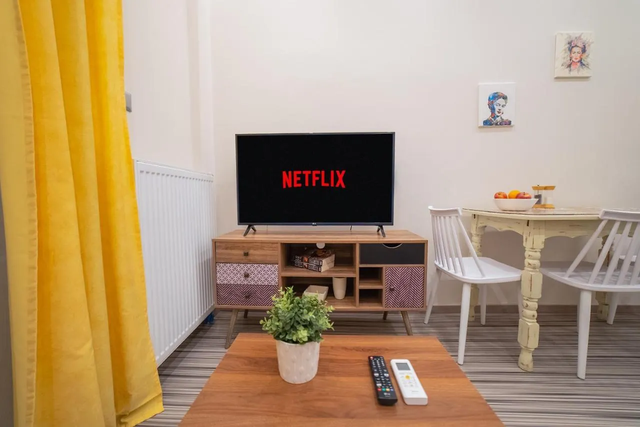 Apartmán Luxury Suites With King-Sized Bed Soluň Řecko